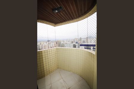 Apartamento para alugar com 100m², 3 quartos e 2 vagasVaranda do Quarto 2