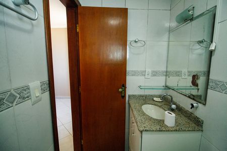 Apartamento para alugar com 100m², 3 quartos e 2 vagas Apartamento para alugar com 100m², 3 quartos e 2 vagasBanheiro da Suíte 1