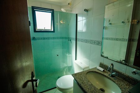 Apartamento para alugar com 100m², 3 quartos e 2 vagas Apartamento para alugar com 100m², 3 quartos e 2 vagasBanheiro social
