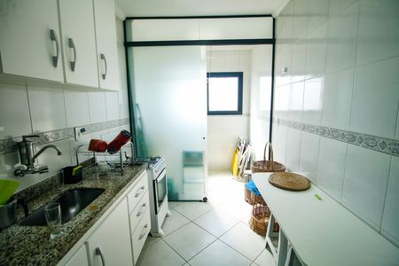 Apartamento para alugar com 100m², 3 quartos e 2 vagas Apartamento para alugar com 100m², 3 quartos e 2 vagasCozinha
