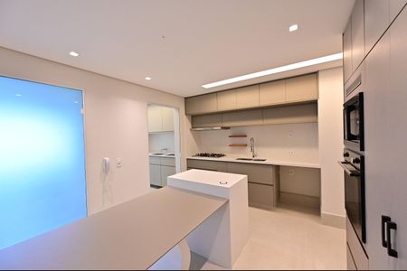 Apartamento à venda com 159m², 3 quartos e 2 vagasCozinha