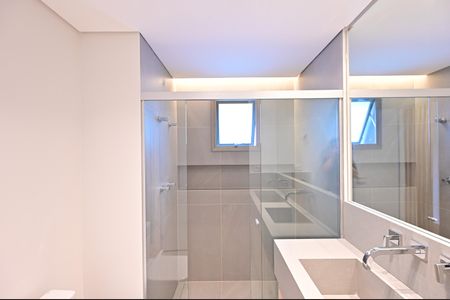 Apartamento à venda com 159m², 3 quartos e 2 vagasBanheiro da Suíte 1