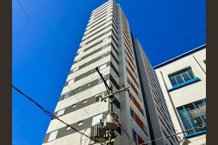 Apartamento à venda com 30m², 1 quarto e sem vaga Apartamento à venda com 30m², 1 quarto e sem vagaFachada