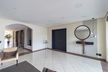 Apartamento à venda com 86m², 2 quartos e 2 vagasHall social