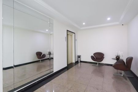 Apartamento para alugar com 104m², 2 quartos e 2 vagasÁrea comum - Hall Social