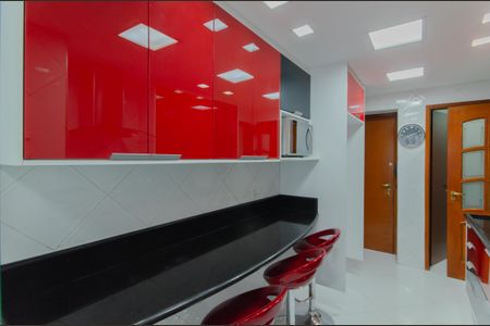 Apartamento para alugar com 104m², 2 quartos e 2 vagasCozinha