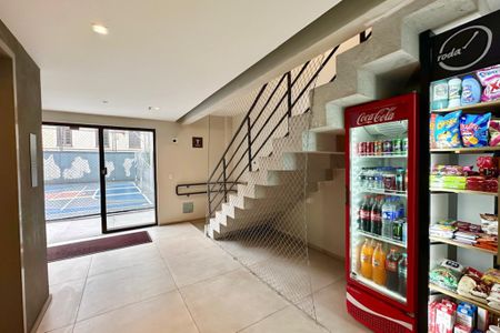 Apartamento à venda com 78m², 2 quartos e 1 vaga Apartamento à venda com 78m², 2 quartos e 1 vagaÁrea comum - mercadinho