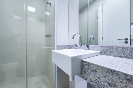 Apartamento à venda com 78m², 2 quartos e 1 vaga Apartamento à venda com 78m², 2 quartos e 1 vagaBanheiro Suíte