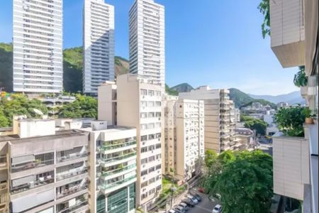 Apartamento à venda com 78m², 2 quartos e 1 vaga Apartamento à venda com 78m², 2 quartos e 1 vagaVista da varanda