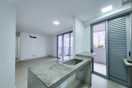Apartamento à venda com 78m², 2 quartos e 1 vaga Apartamento à venda com 78m², 2 quartos e 1 vagaCozinha
