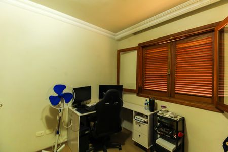 Quarto  de casa para alugar com 3 quartos, 189m² em Vila Bertioga, São Paulo