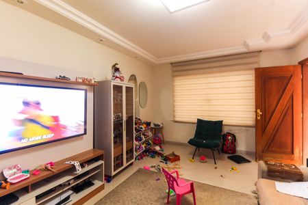Sala de casa para alugar com 3 quartos, 189m² em Vila Bertioga, São Paulo