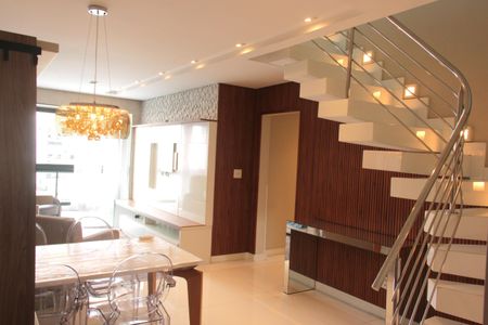 Sala de apartamento para alugar com 3 quartos, 160m² em Boqueirão, Santos