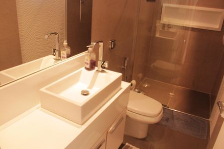 Apartamento para alugar com 160m², 3 quartos e 2 vagasBanheiro Social