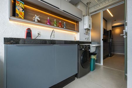 Varanda de apartamento para alugar com 1 quarto, 50m² em Pinheiros, São Paulo