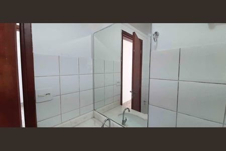 Apartamento para alugar com 65m², 3 quartos e 1 vaga Apartamento para alugar com 65m², 3 quartos e 1 vagaBanheiro social