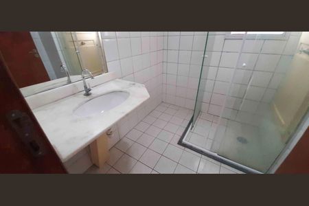 Apartamento para alugar com 65m², 3 quartos e 1 vaga Apartamento para alugar com 65m², 3 quartos e 1 vagaBanheiro social