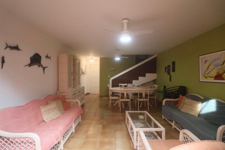 Apartamento para alugar com 110m², 2 quartos e 3 vagas Apartamento para alugar com 110m², 2 quartos e 3 vagasSala