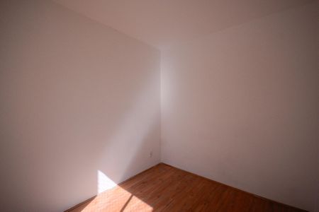 Quarto 2 de apartamento à venda com 2 quartos, 36m² em Parque Fongaro, São Paulo