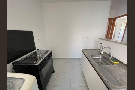 Apartamento para alugar com 39m², 2 quartos e 1 vagaCozinha e Área de Serviço