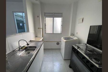 Apartamento para alugar com 39m², 2 quartos e 1 vagaCozinha e Área de Serviço