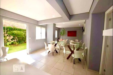 Apartamento à venda com 69m², 2 quartos e 1 vaga Apartamento à venda com 69m², 2 quartos e 1 vagaÁrea gourmet