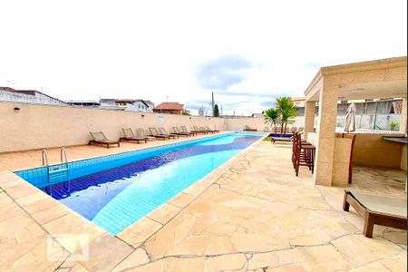 Apartamento à venda com 69m², 2 quartos e 1 vaga Apartamento à venda com 69m², 2 quartos e 1 vagaPiscina
