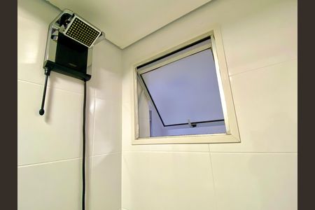 Apartamento à venda com 69m², 2 quartos e 1 vaga Apartamento à venda com 69m², 2 quartos e 1 vagaBanheiro social