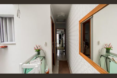 Casa à venda com 120m², 3 quartos e 2 vagas Casa à venda com 120m², 3 quartos e 2 vagasCorredor