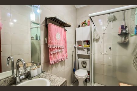 Casa à venda com 120m², 3 quartos e 2 vagas Casa à venda com 120m², 3 quartos e 2 vagasBanheiro Social