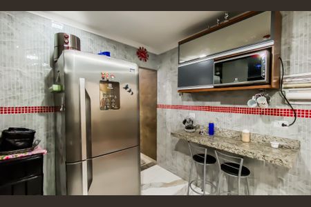 Casa à venda com 120m², 3 quartos e 2 vagas Casa à venda com 120m², 3 quartos e 2 vagasCozinha