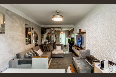 Casa à venda com 120m², 3 quartos e 2 vagas Casa à venda com 120m², 3 quartos e 2 vagasSala