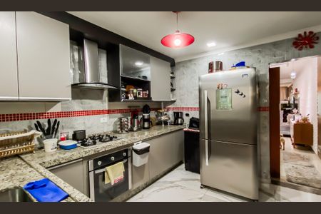 Casa à venda com 120m², 3 quartos e 2 vagas Casa à venda com 120m², 3 quartos e 2 vagasCozinha