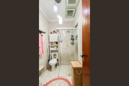 Casa à venda com 120m², 3 quartos e 2 vagas Casa à venda com 120m², 3 quartos e 2 vagasBanheiro Social