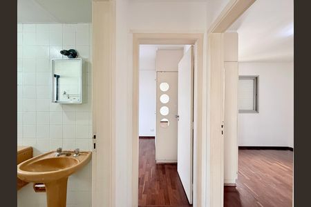 Apartamento à venda com 60m², 2 quartos e 1 vaga Apartamento à venda com 60m², 2 quartos e 1 vagaCorredor