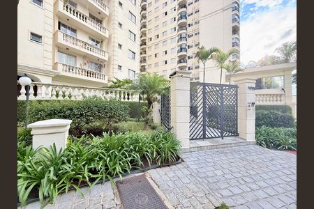 Apartamento à venda com 60m², 2 quartos e 1 vaga Apartamento à venda com 60m², 2 quartos e 1 vagaFachada