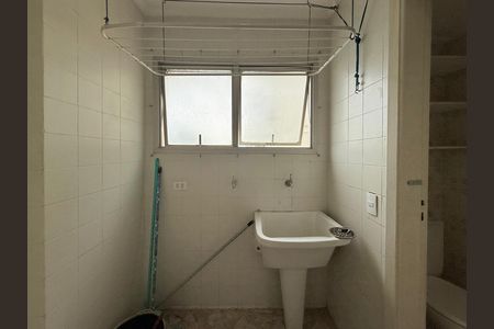 Apartamento à venda com 60m², 2 quartos e 1 vaga Apartamento à venda com 60m², 2 quartos e 1 vagaÁrea de Serviço