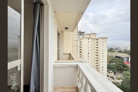 Apartamento à venda com 60m², 2 quartos e 1 vaga Apartamento à venda com 60m², 2 quartos e 1 vagaSacada