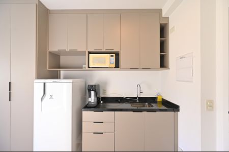 Cozinha de kitnet/studio para alugar com 1 quarto, 18m² em Vila Clementino, São Paulo