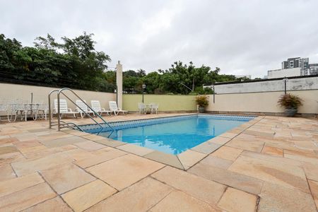 Apartamento à venda com 55m², 2 quartos e 1 vaga Apartamento à venda com 55m², 2 quartos e 1 vagaÁrea comum - Piscina