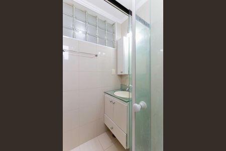 Apartamento à venda com 55m², 2 quartos e 1 vaga Apartamento à venda com 55m², 2 quartos e 1 vagaBanheiro da suíte