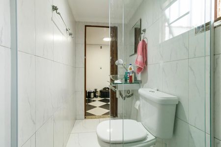 Casa à venda com 142m², 4 quartos e 1 vagaBanheiro - Casa 2