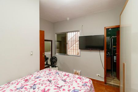 Casa à venda com 142m², 4 quartos e 1 vagaSuíte 2