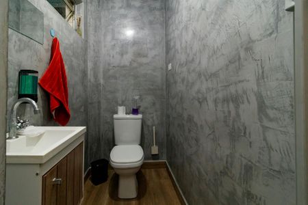 Casa à venda com 142m², 4 quartos e 1 vagaLavabo