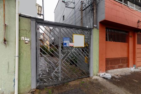 Casa à venda com 142m², 4 quartos e 1 vaga Casa à venda com 142m², 4 quartos e 1 vagaFachada