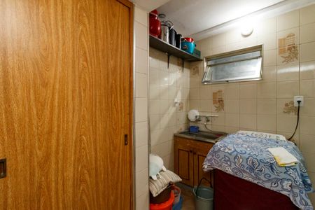 Casa à venda com 142m², 4 quartos e 1 vagaÁrea de Serviço