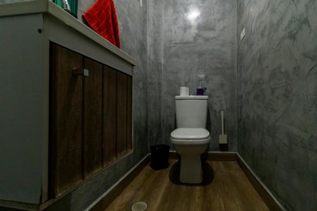 Casa à venda com 142m², 4 quartos e 1 vagaLavabo