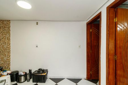 Casa à venda com 142m², 4 quartos e 1 vagaSala e Cozinha - Casa 2