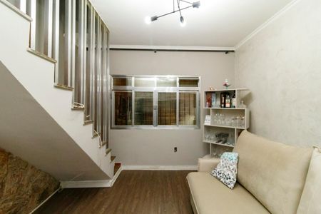 Casa à venda com 142m², 4 quartos e 1 vagaSala