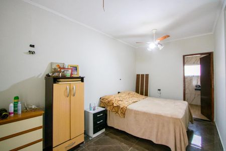 Casa à venda com 290m², 3 quartos e 5 vagasSuíte